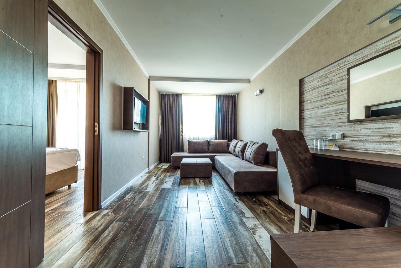 Hotel Baikal ซันนีบีช ภายนอก รูปภาพ